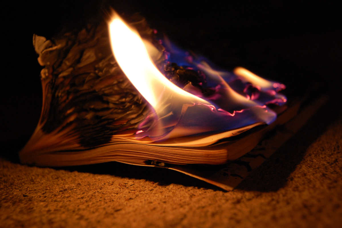 un livre brûlant