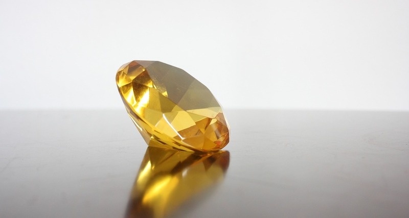 diamant jaune